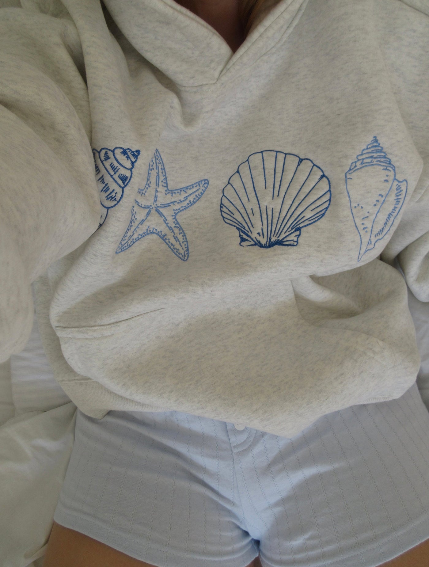 Comfy Hoodie - Unisex Shell Print Oversized Pullover Hoodie with Pocket-Grace Aura