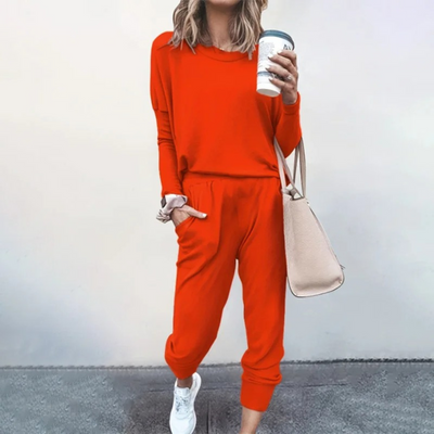 PAULA | Roomy and wonderfully comfortable women's tracksuit-Grace Aura