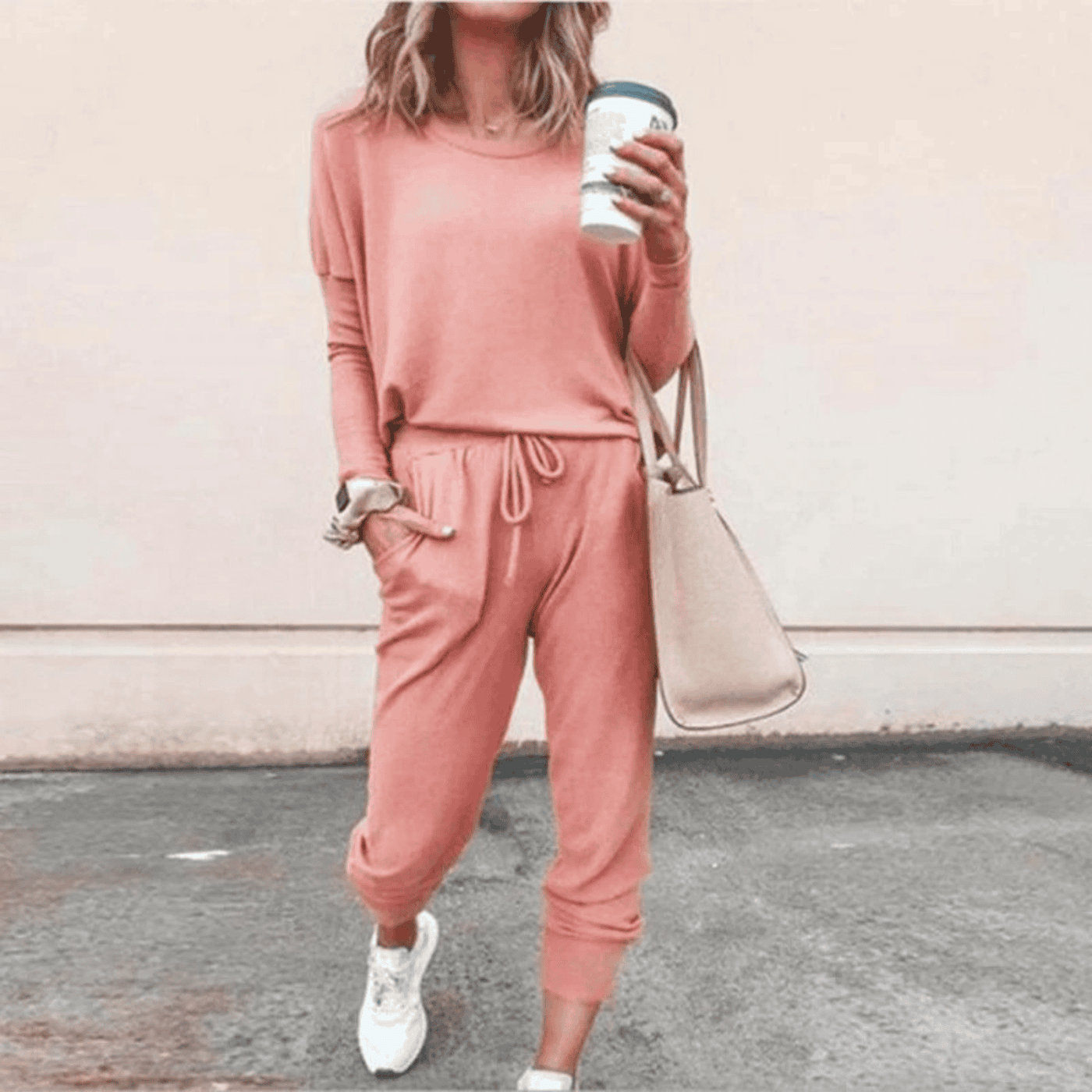 PAULA | Roomy and wonderfully comfortable women's tracksuit-Grace Aura