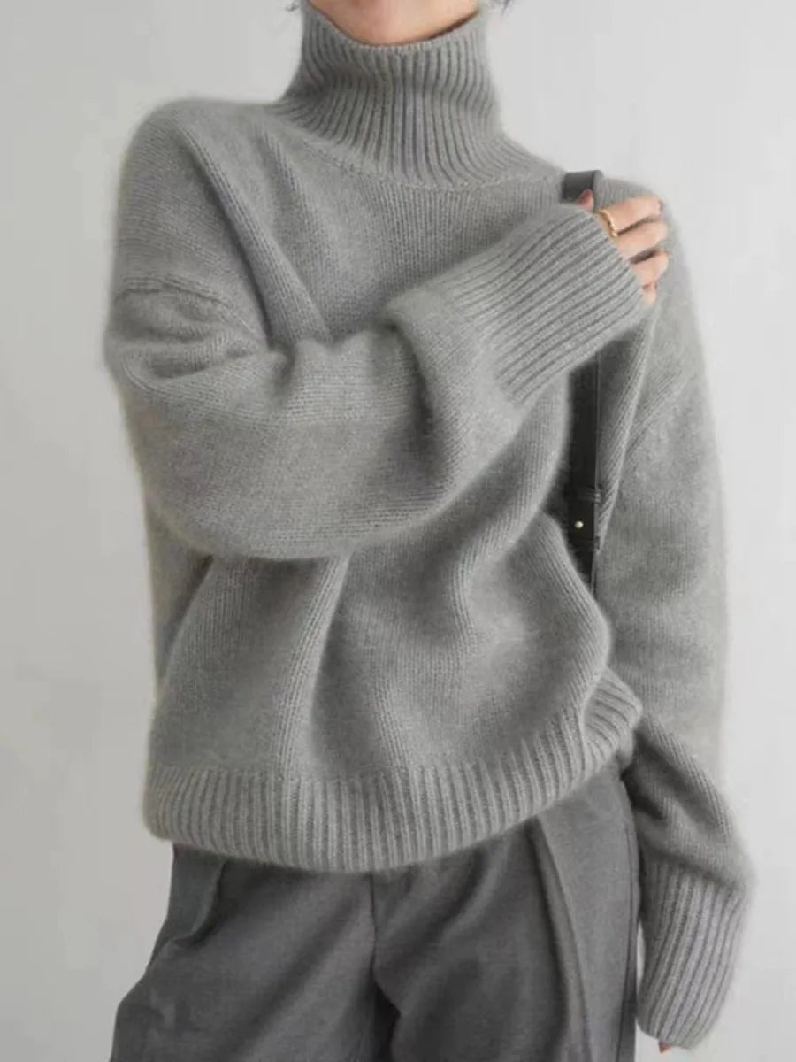 Turtleneck Sweater - Knitted - Warm - Cashmere Turtleneck Sweater - Women's Knitwear-Grace Aura